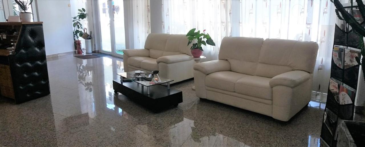 Hotel Vila Veneto تيميشورا المظهر الخارجي الصورة