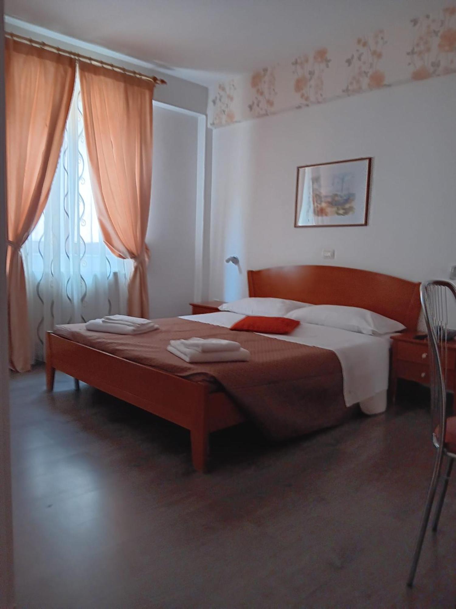 Hotel Vila Veneto تيميشورا المظهر الخارجي الصورة