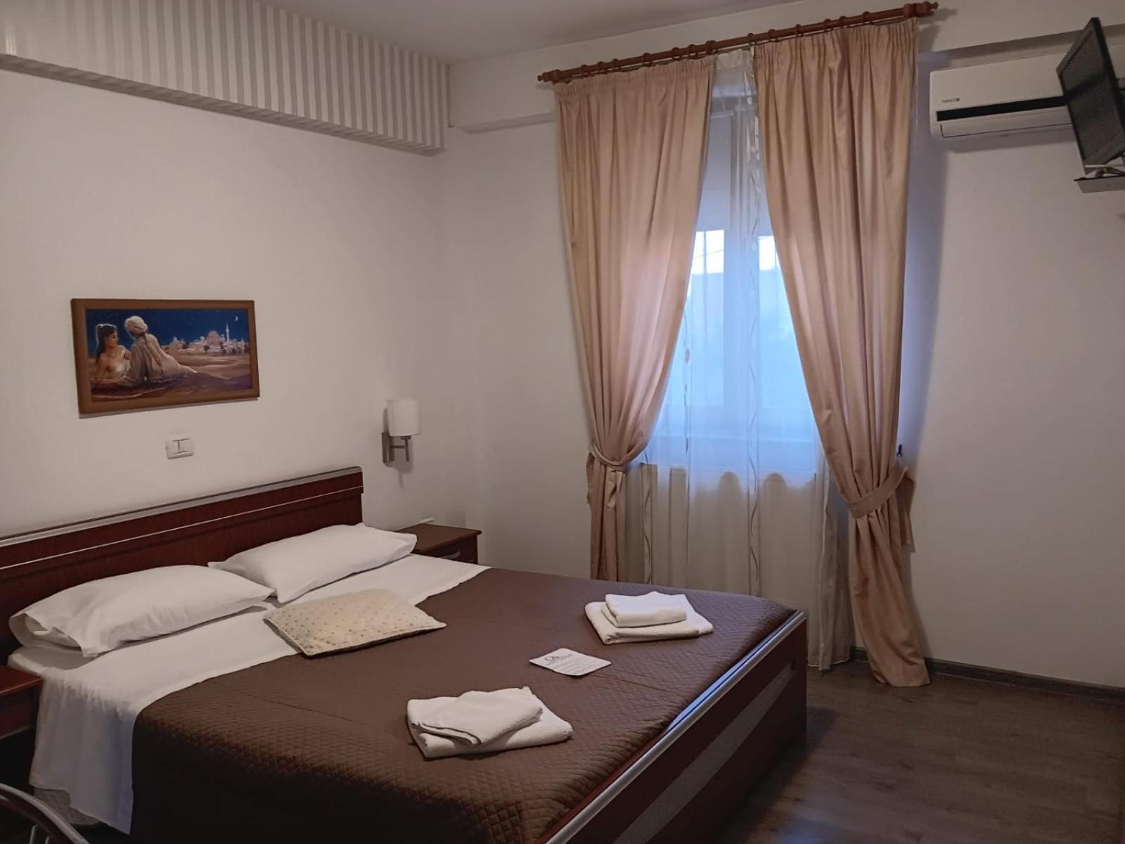 Hotel Vila Veneto تيميشورا المظهر الخارجي الصورة