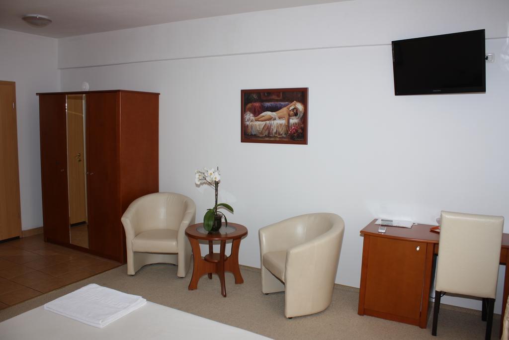 Hotel Vila Veneto تيميشورا الغرفة الصورة